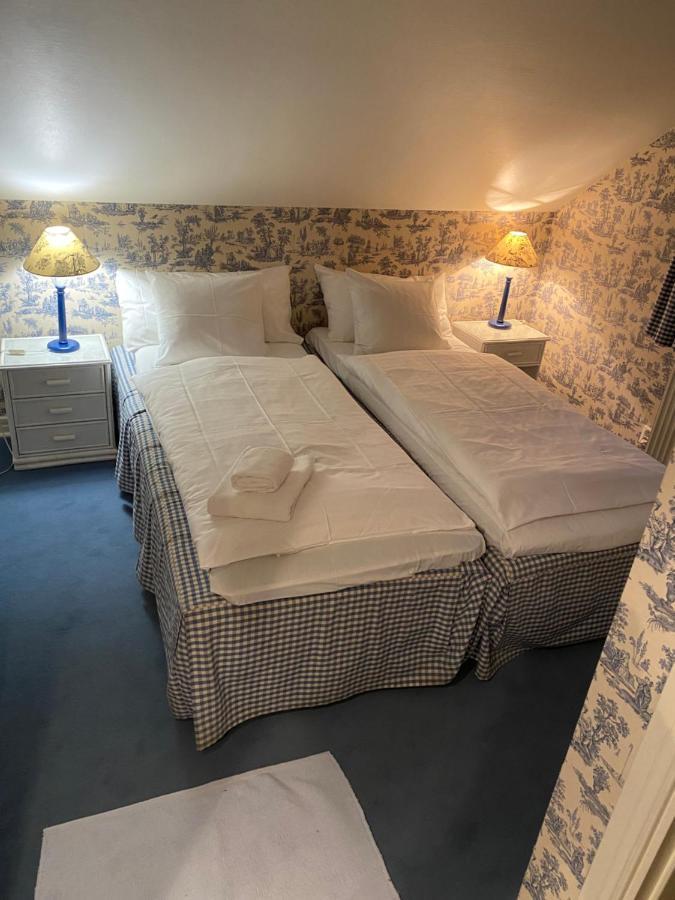 Apertins Hotell Kil Exterior foto