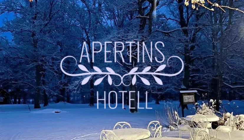 Apertins Hotell Kil Exterior foto