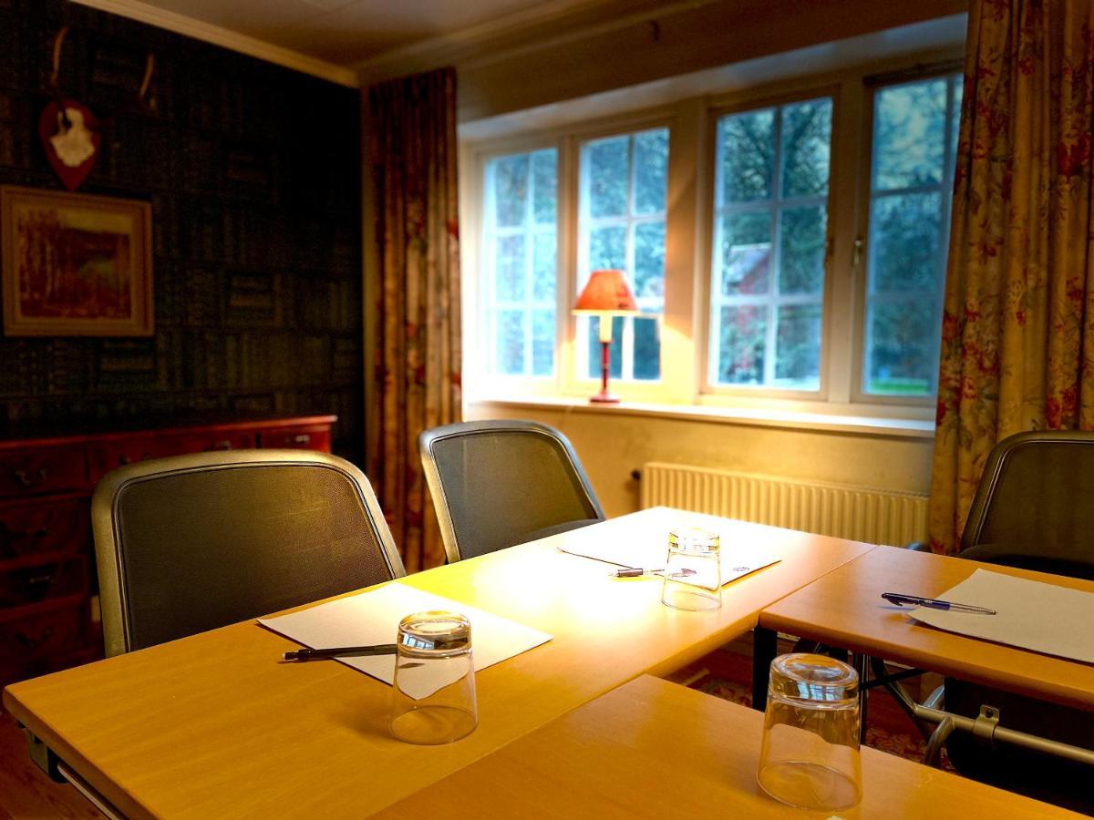 Apertins Hotell Kil Exterior foto
